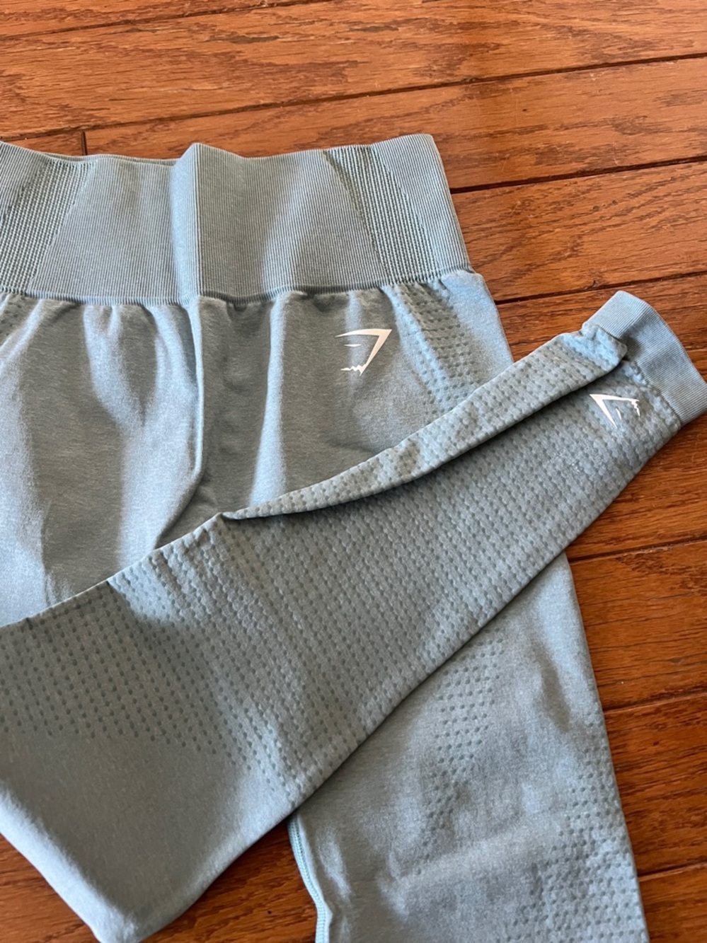 Gymshark VITAL Seamless 2.0 Light Teal Leggings - Small